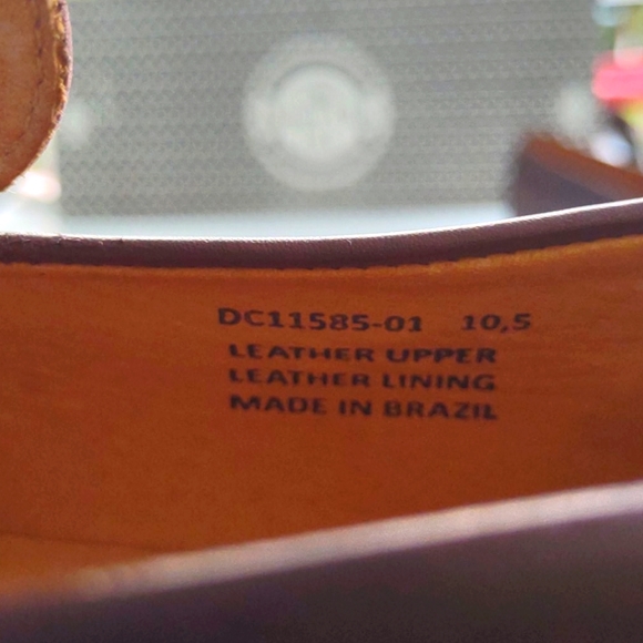 Brazilian Leather Shoes - Picture 7 of 8